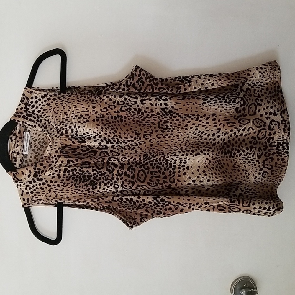 BLecker & McDougal Sleeveless Blouse
